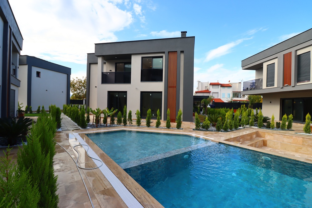 KUŞADASI ATLANTİS VİLLAS